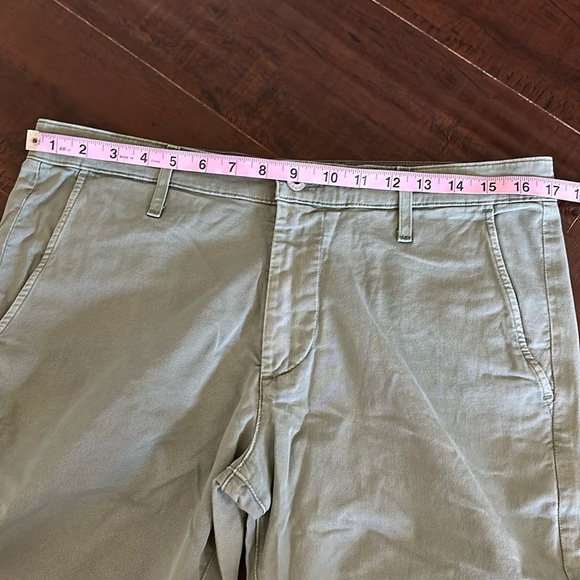 AG Adriano Goldschmied Slim Khaki Pants Green Size 32R Men’s - Picture 7 of 9